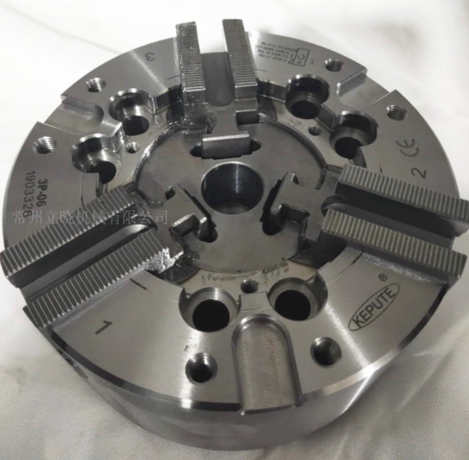 【兆恒機(jī)械】?jī)?nèi)置液壓卡盤(pán)特殊高度的安裝技巧