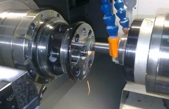 【兆恒機(jī)械】七種裝夾方法，助你解決車削偏心零件！